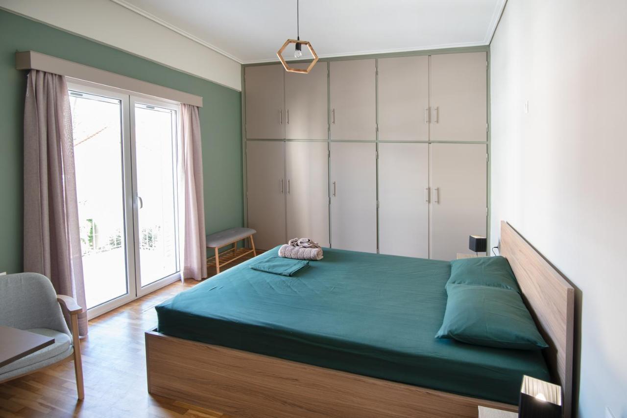 Emerald 110M2 Entire Floor Apt Steps To City'S Heart Kalamata Exterior photo